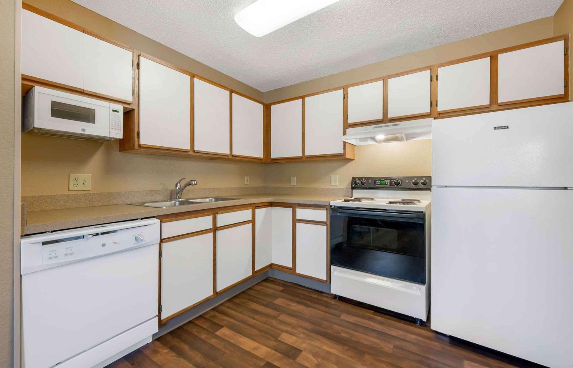 Extended Stay America Select Suites - Jacksonville Salisbury Rd Southpoint Exterior foto